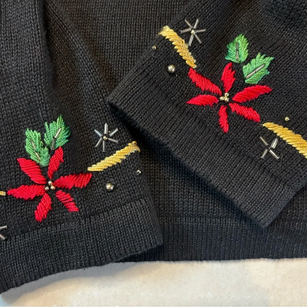 Vintage Black Christmas Cardigan Poinsettia Embroidered Beaded L-XL Cozy Cottage